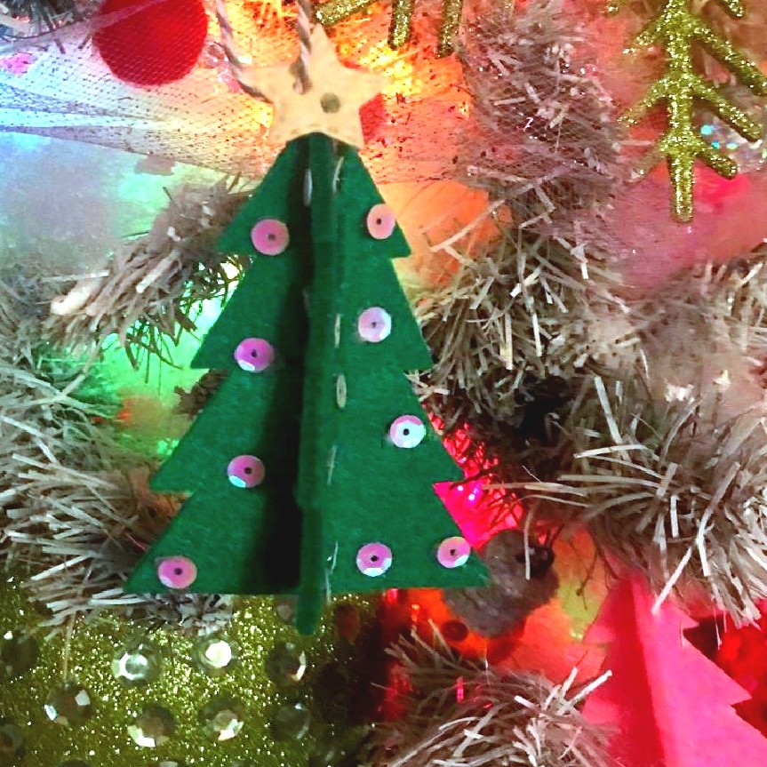 Christmas tree ornament no sew